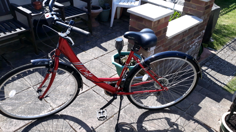 halfords apollo cafe